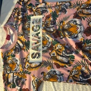 Size large men shirt